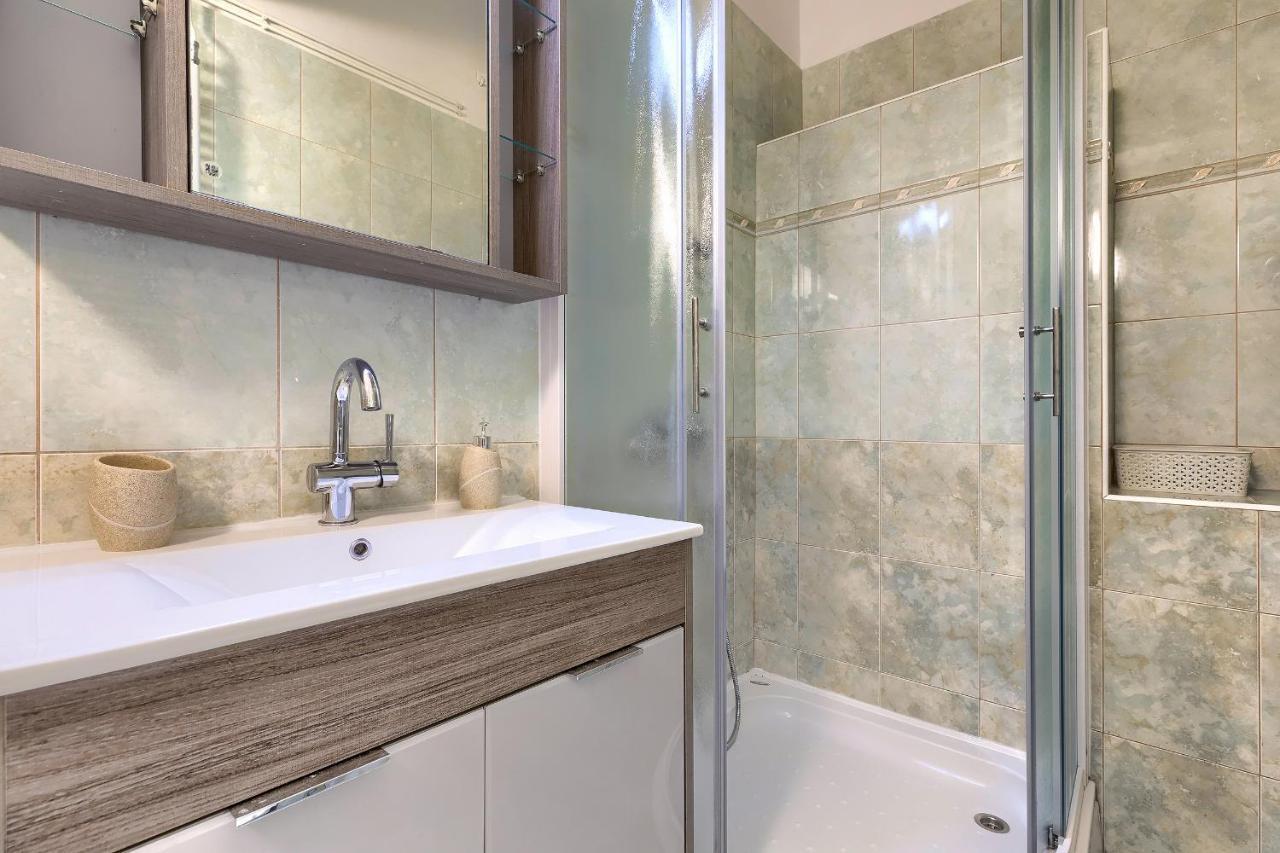 Stylish Flats With Two Bedrooms In Apartmán