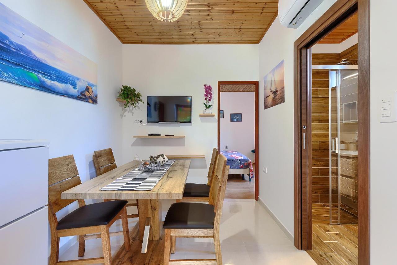 Stylish Flats With Two Bedrooms In