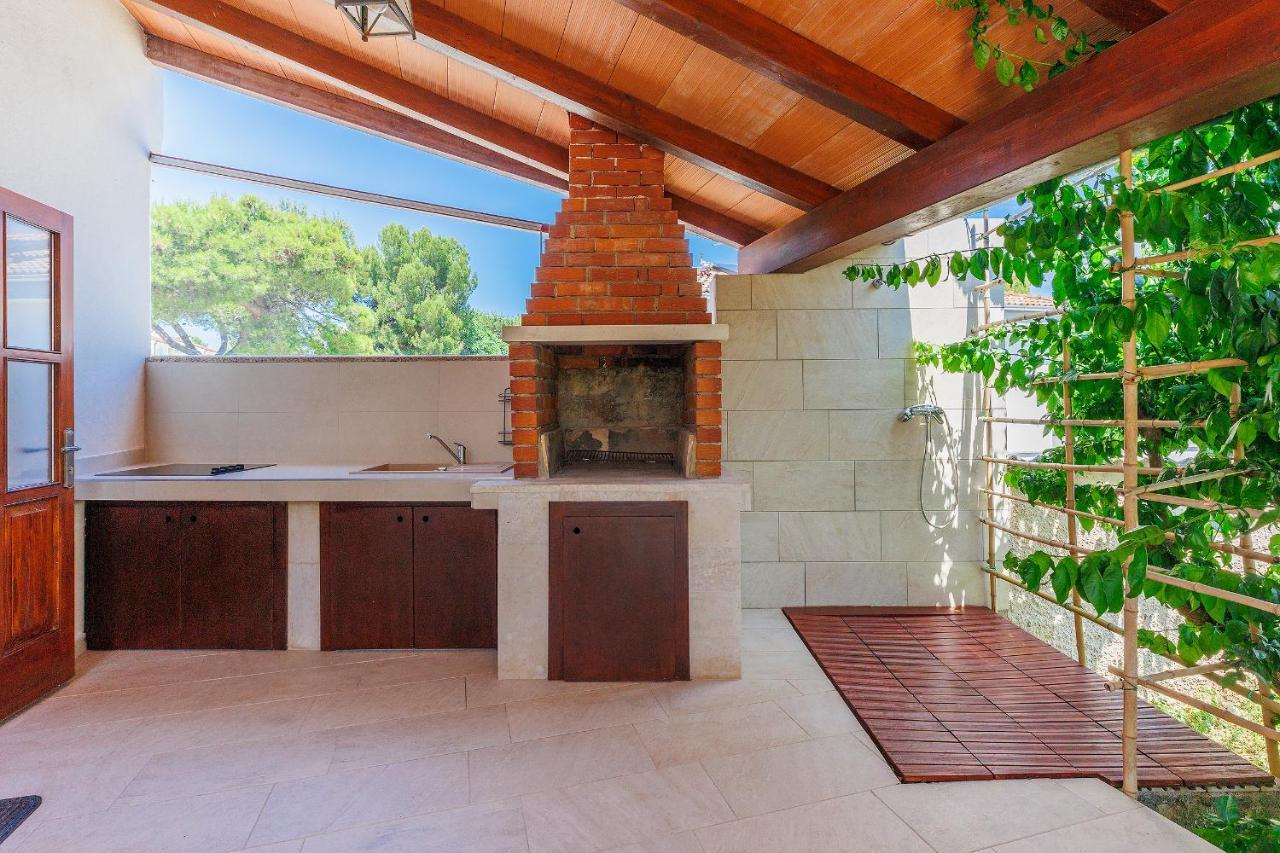 Stylish Flats With Two Bedrooms In Apartmán Premantura