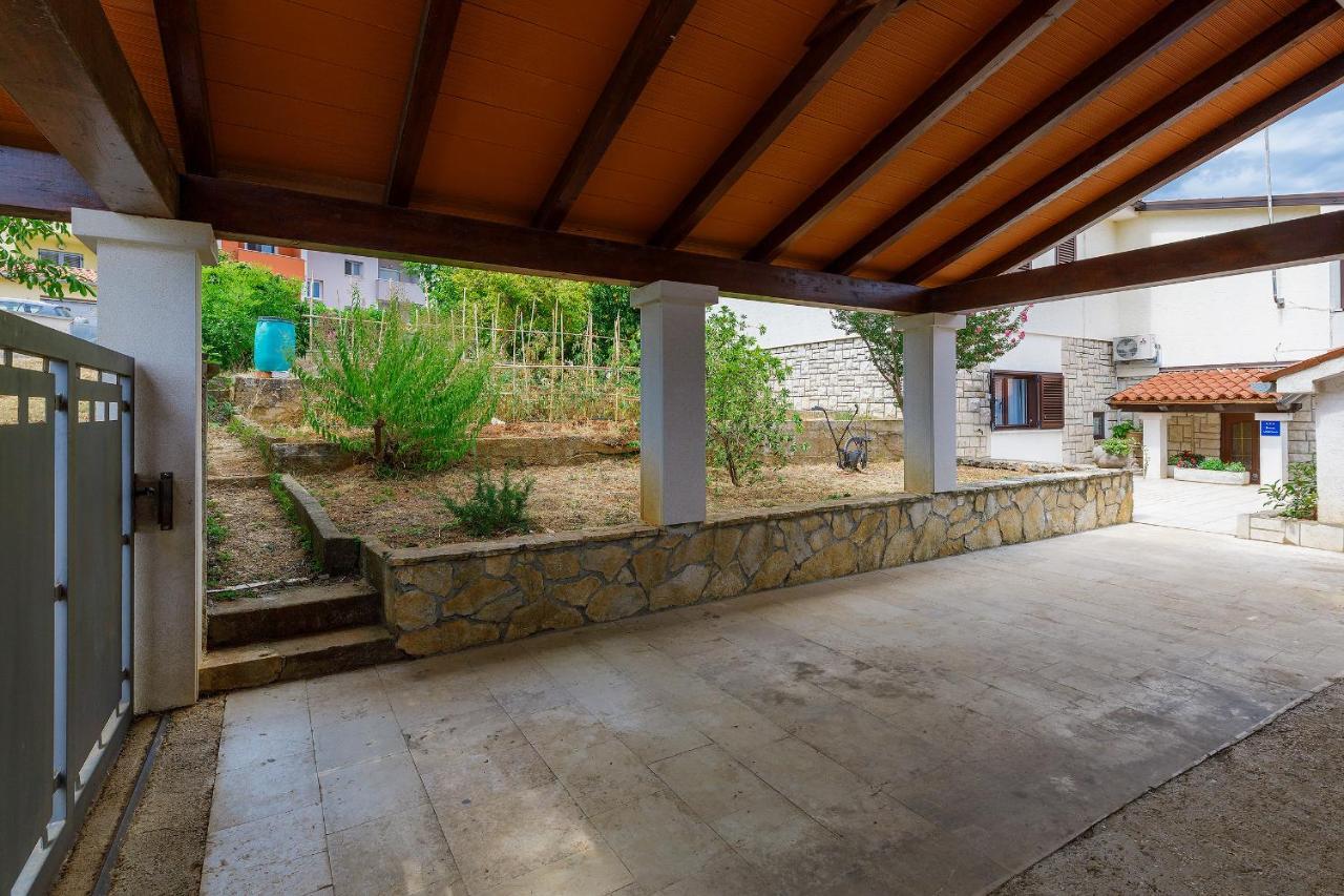 Stylish Flats With Two Bedrooms In