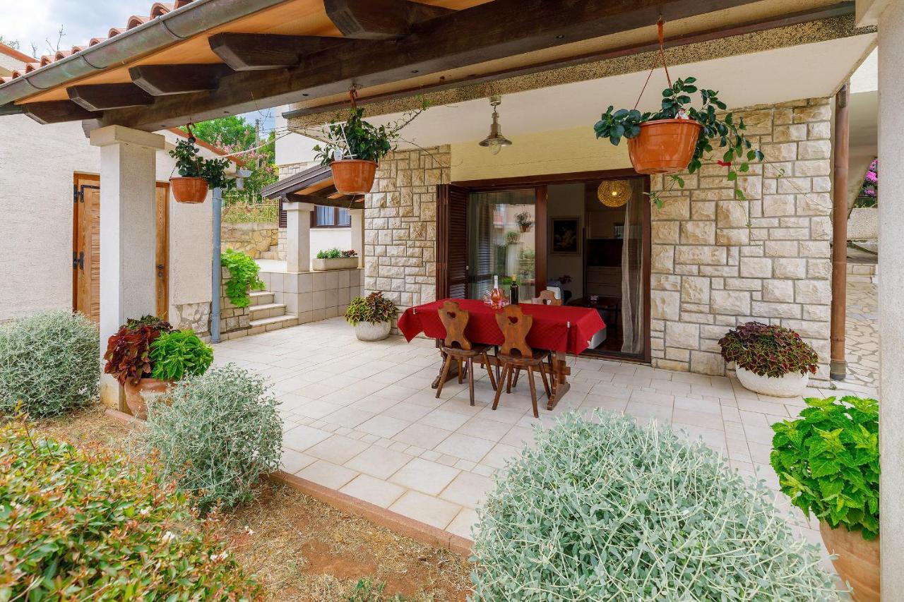 Stylish Flats With Two Bedrooms In